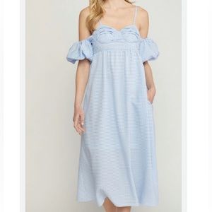 NWT blue gingham puff sleeve Offshoulder midi dress